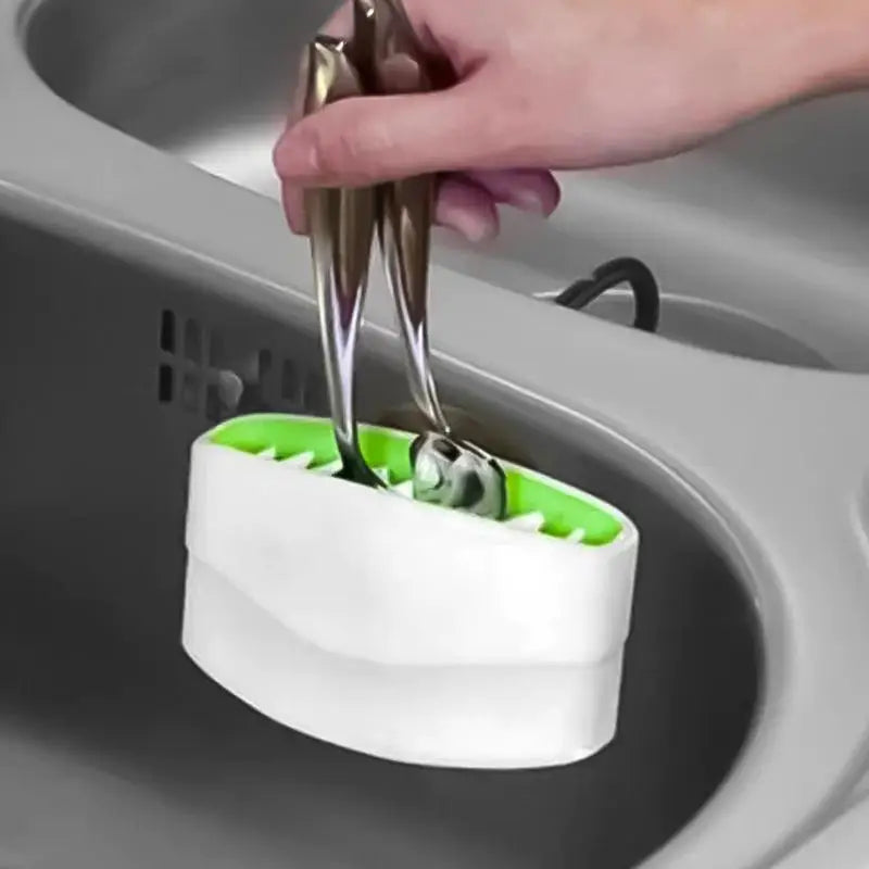 Effortless Cleaning for Kitchen Utensils